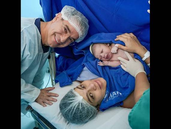 Parto Cesárea de Nascimento Miguel