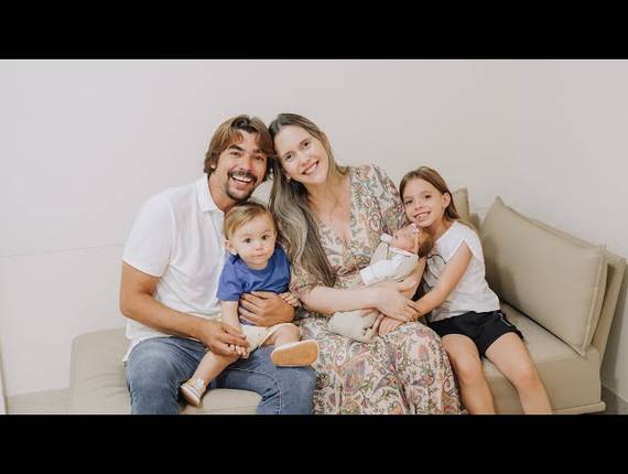 Parto Cesárea de Nascimento Ana Maria