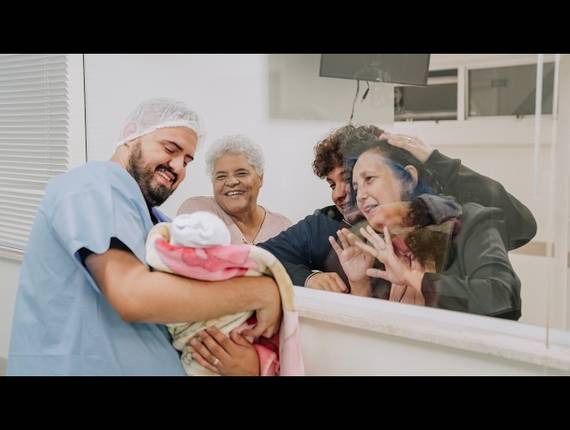 Parto Cesárea de Nascimento Cecília
