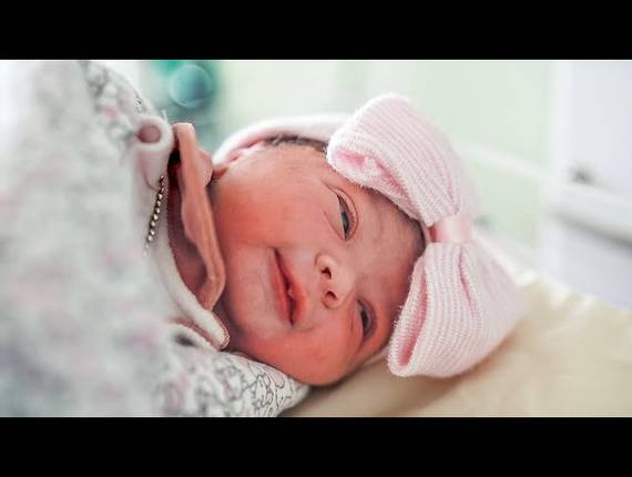 Parto Cesárea de Nascimento Agatha