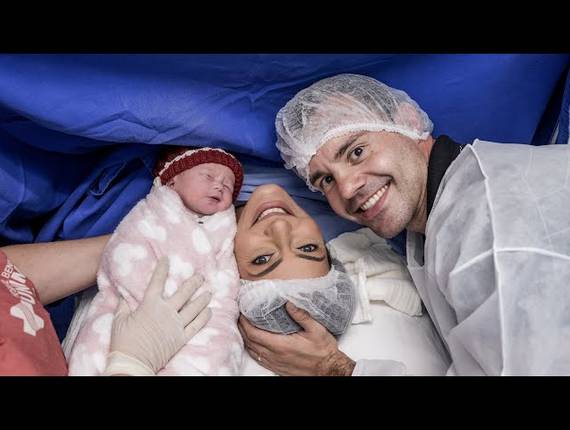 Parto Cesárea de Nascimento Valentina