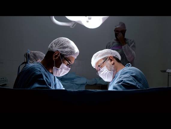 Parto Cesárea de Nascimento Leonardo 