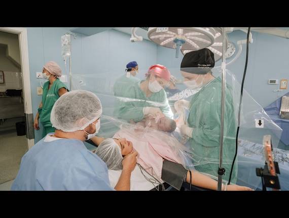 Parto Cesárea de Nascimento Heitor