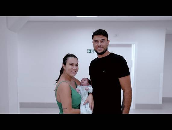 Parto Cesárea de Nascimento Bernardo