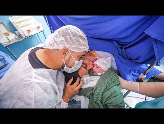 Parto Cesárea de Nascimento Théo