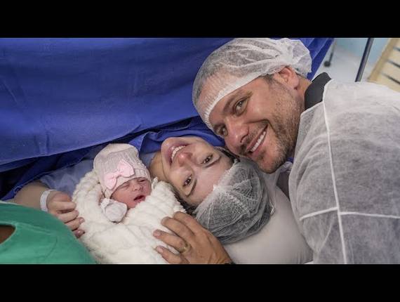 Parto Cesárea de Nascimento Clarissa 