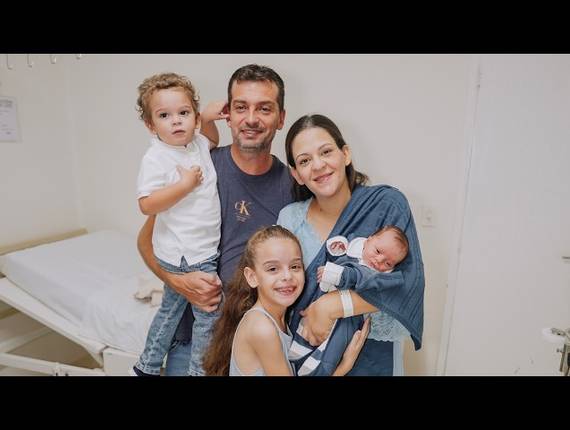 Parto Cesárea de Nascimento Joaquim
