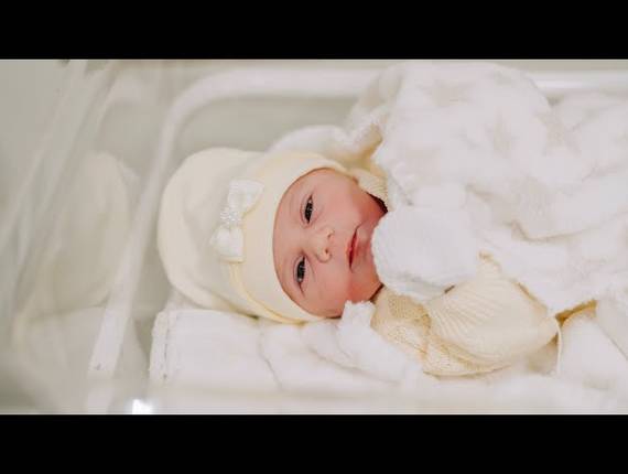 Parto Cesárea de Nascimento Liz