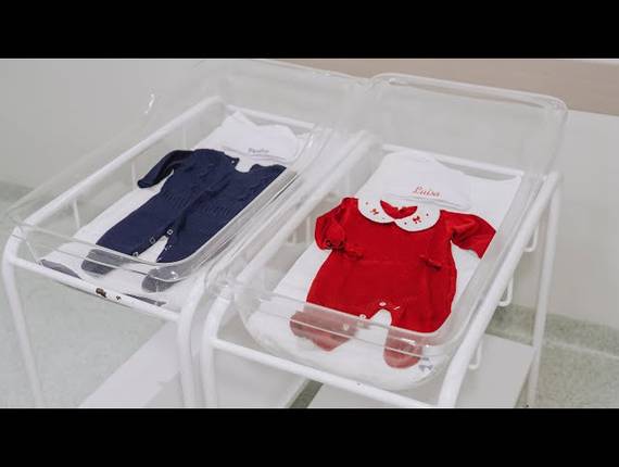 Parto Cesárea de Nascimento Luisa e Pedro