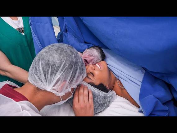 Parto Cesárea de Nascimento Laura