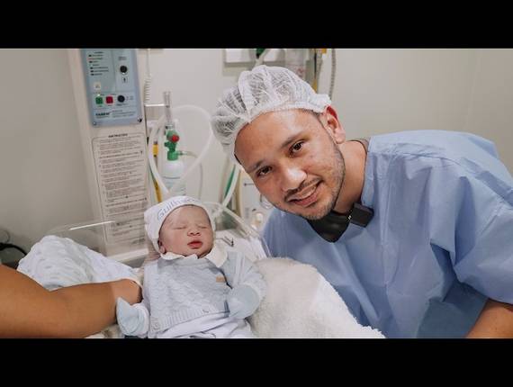 Parto Cesárea de Nascimento Guilherme