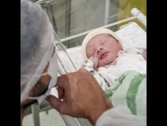 Parto Cesárea de Nascimento Lorenzo