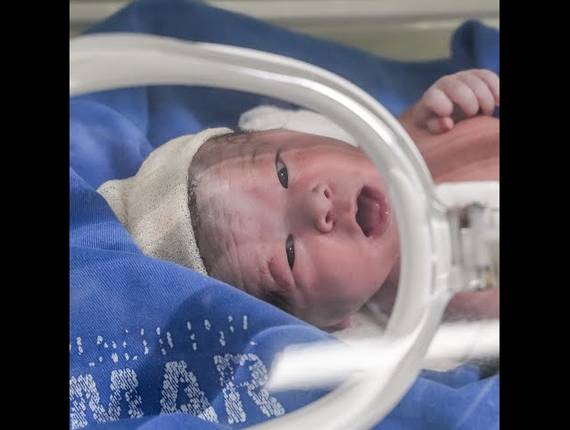 Parto Cesárea de Nascimento Heitor