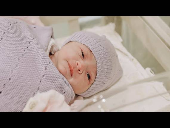 Parto Cesárea de Nascimento Helena