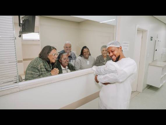 Parto Cesárea de Nascimento Joaquim