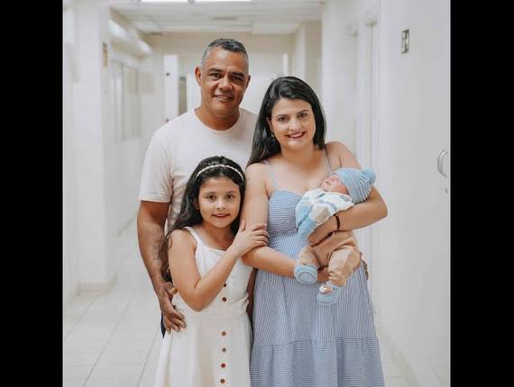 Parto Cesárea de Nascimento Augusto