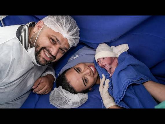 Parto Cesárea de Nascimento Antonella