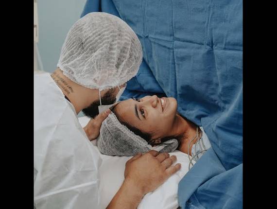 Parto Cesárea de Nascimento Helena