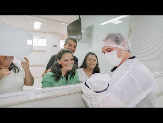 Parto Cesárea de Nascimento Gustavo