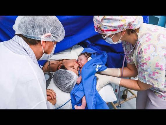 Parto Cesárea de Nascimento Manuela 