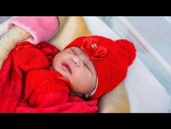 Parto Cesárea de Nascimento Lívia