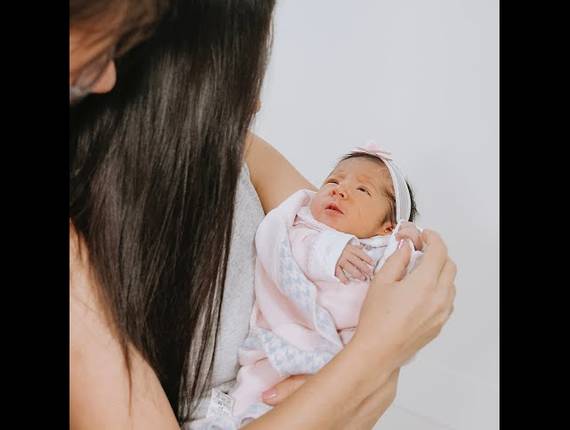 Parto Cesárea de Nascimento Clara 