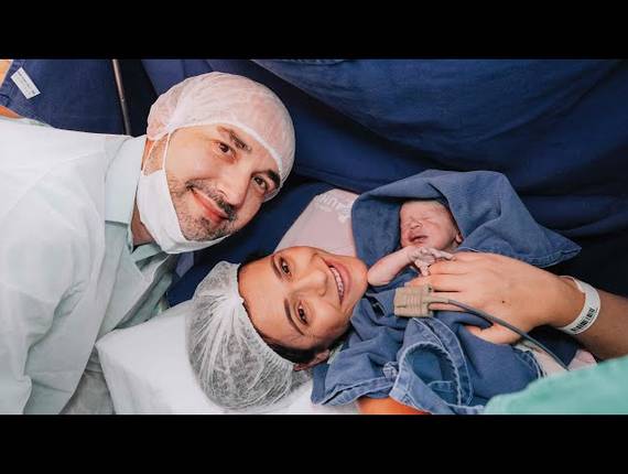 Parto Cesárea de Nascimento Miguel