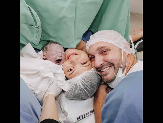 Parto Cesárea de Nascimento Benjamim