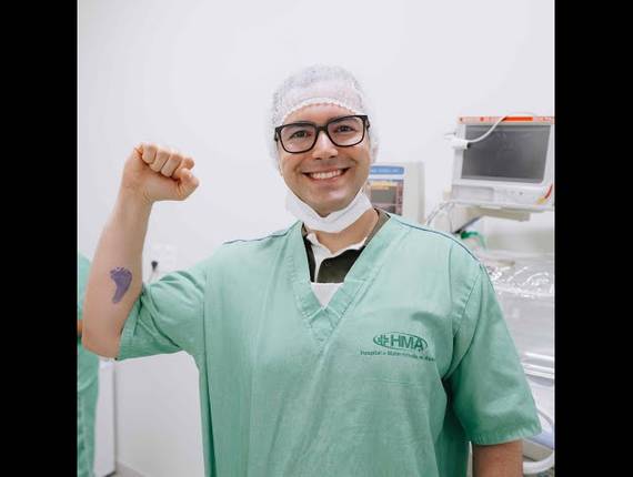 Parto Cesárea de Nascimento Dom