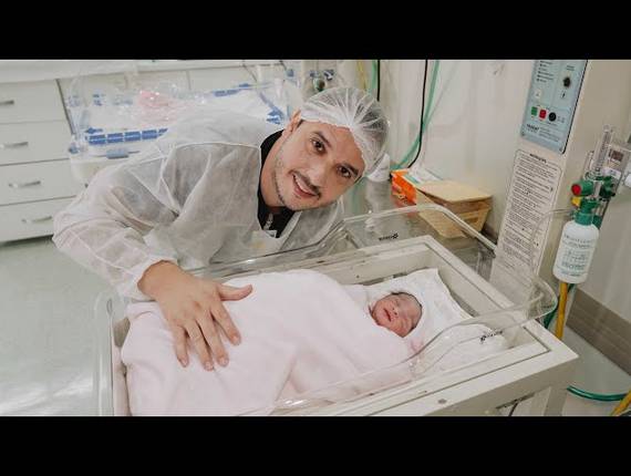 Parto Cesárea de Nascimento Heloisa