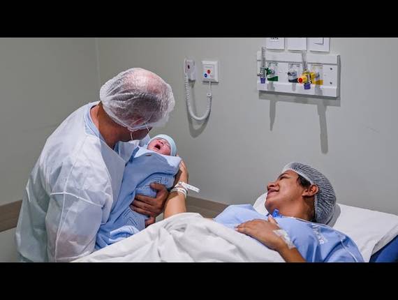 Parto Cesárea de Nascimento Luiz Henrique