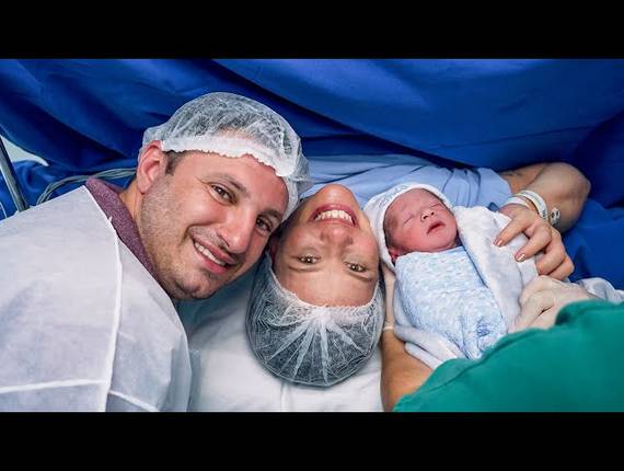 Parto Cesárea de Nascimento Théo