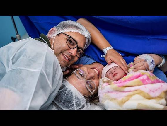 Parto Cesárea de Nascimento Rebeca