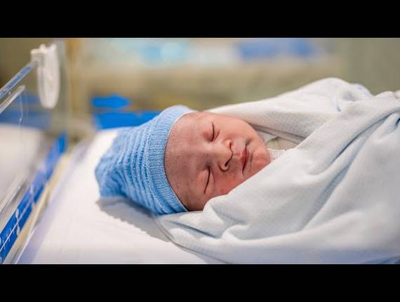 Parto Cesárea de Nascimento Enzo