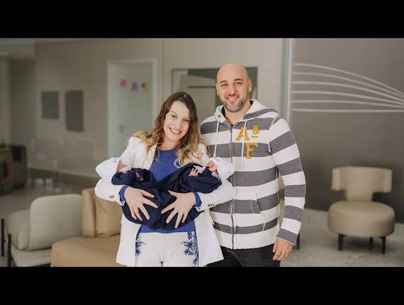 Parto Cesárea de Nascimento Enrico e Leonardo