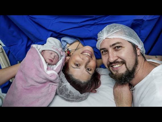 Parto Cesárea de Nascimento Ester 