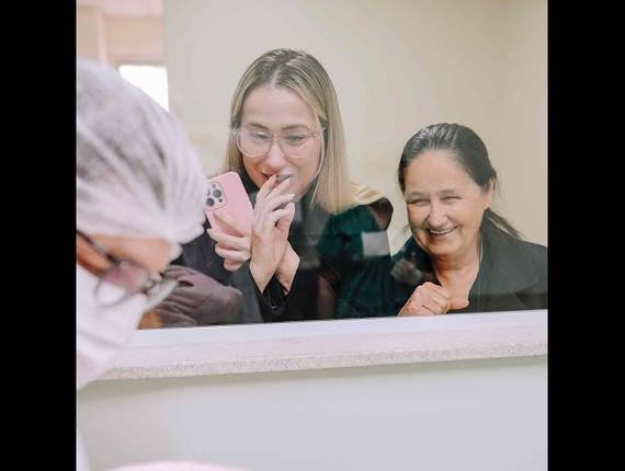 Parto Cesárea de Nascimento Bella 