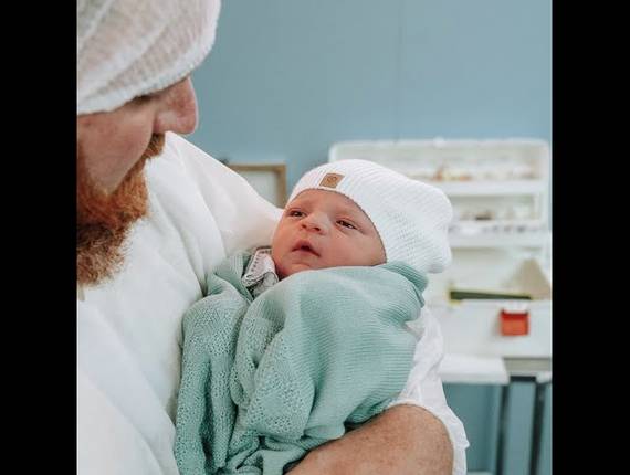 Parto Cesárea de Nascimento Estêvão