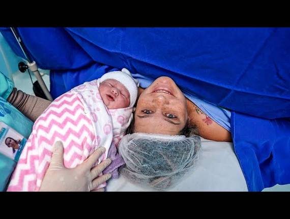 Parto Cesárea de Nascimento Maria Alice