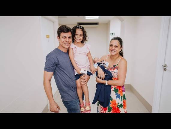 Parto Cesárea de Nascimento Antony