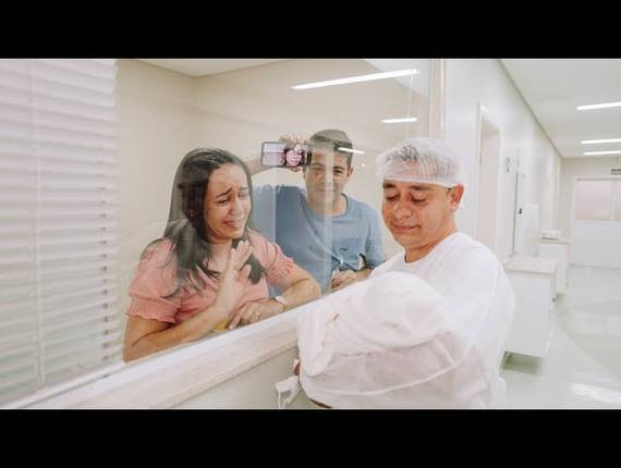 Parto Cesárea de Nascimento Beatriz