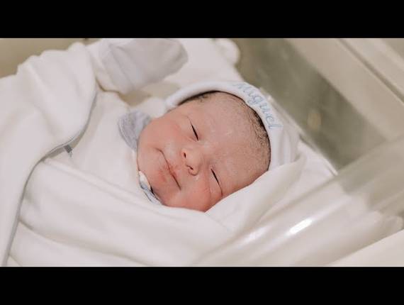 Parto Cesárea de Nascimento Miguel