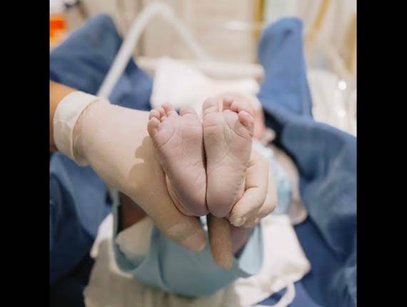 Parto Cesárea de Nascimento Antônio