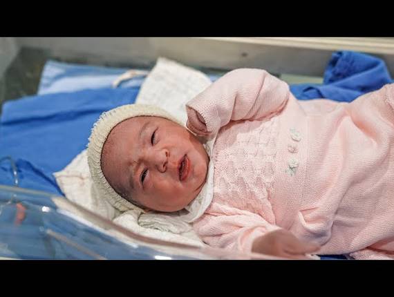 Parto Cesárea de Nascimento Cecília