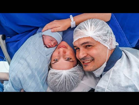 Parto Cesárea de Nascimento Miguel