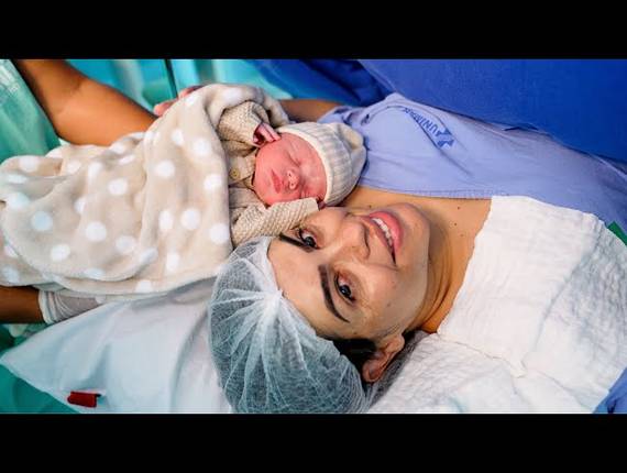 Parto Cesárea de Nascimento Gael 