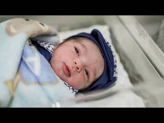 Parto Cesárea de Nascimento Anthony