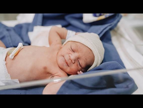 Parto Cesárea de Nascimento Lorenzo