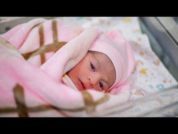 Parto Cesárea de Nascimento Pietra