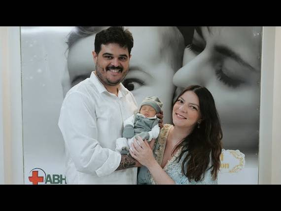 Parto Cesárea de Nascimento Ravi